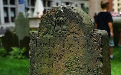 How to Preserve the Lettering on Old Memorials